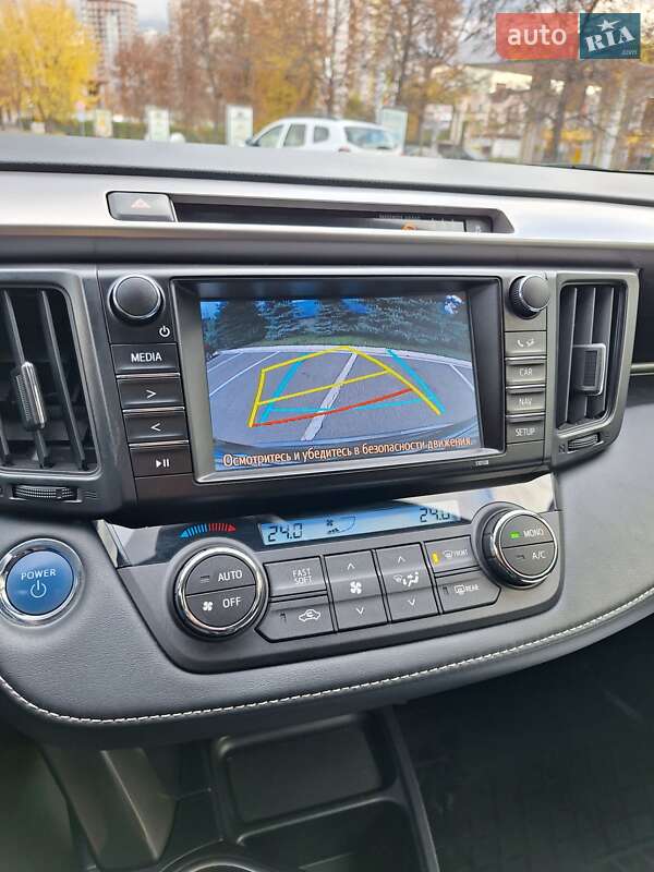 Внедорожник / Кроссовер Toyota RAV4 2018 в Киеве