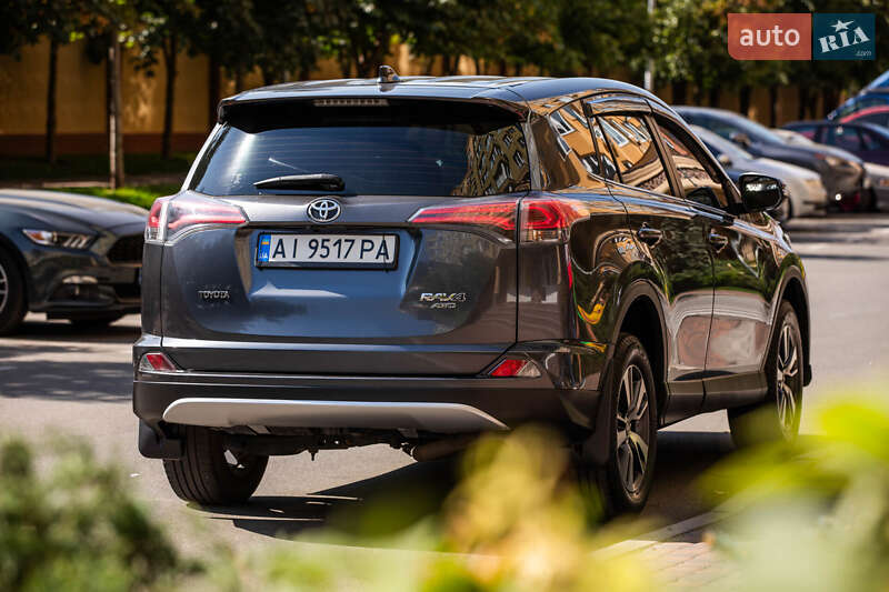 Внедорожник / Кроссовер Toyota RAV4 2017 в Киеве фото 27 Внедорожник / Кроссовер Toyota RAV4 2017 в Киеве