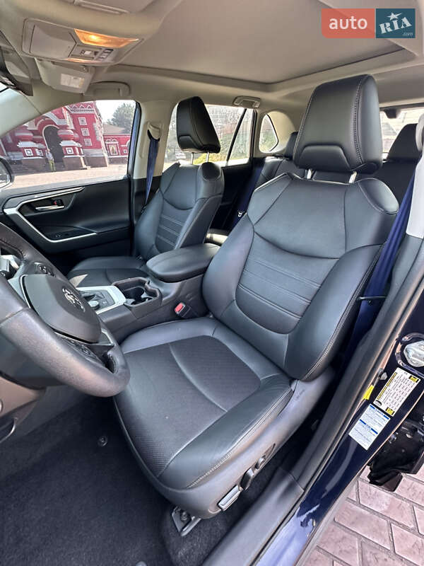 Внедорожник / Кроссовер Toyota RAV4 2021 в Днепре фото 27 Внедорожник / Кроссовер Toyota RAV4 2021 в Днепре