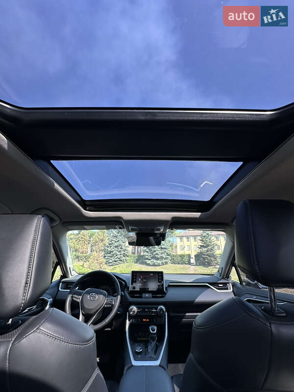 Внедорожник / Кроссовер Toyota RAV4 2021 в Днепре фото 34 Внедорожник / Кроссовер Toyota RAV4 2021 в Днепре