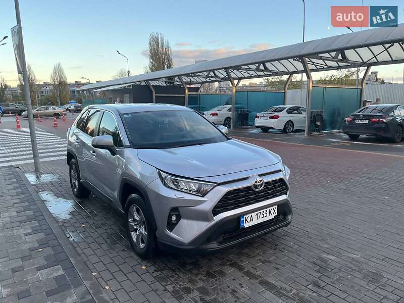 Внедорожник / Кроссовер Toyota RAV4 2023 в Киеве фото 3 Внедорожник / Кроссовер Toyota RAV4 2023 в Киеве