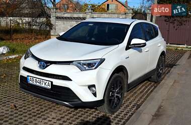 Внедорожник / Кроссовер Toyota RAV4 2017 в Виннице