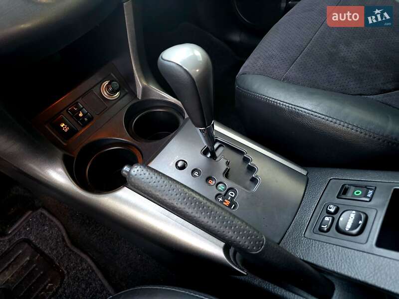 Внедорожник / Кроссовер Toyota RAV4 2011 в Ивано-Франковске фото 81 Внедорожник / Кроссовер Toyota RAV4 2011 в Ивано-Франковске
