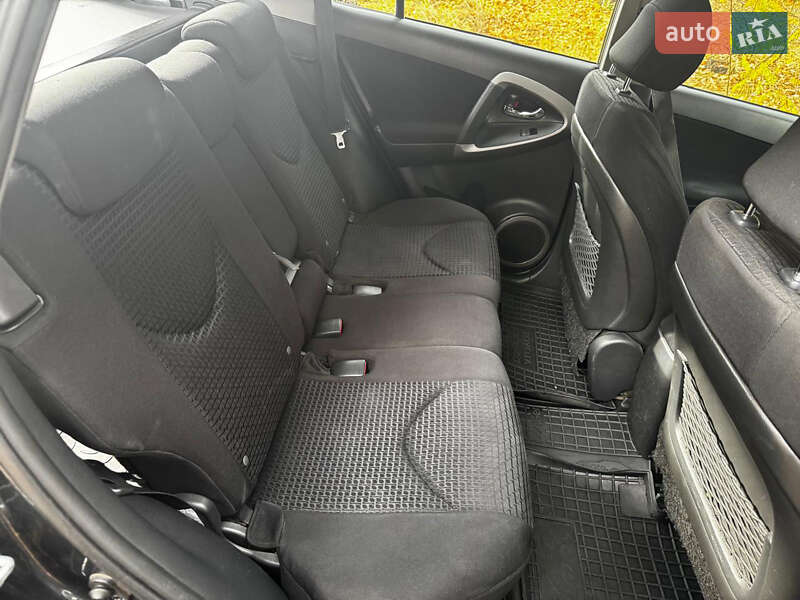 Внедорожник / Кроссовер Toyota RAV4 2007 в Киеве фото 22 Внедорожник / Кроссовер Toyota RAV4 2007 в Киеве