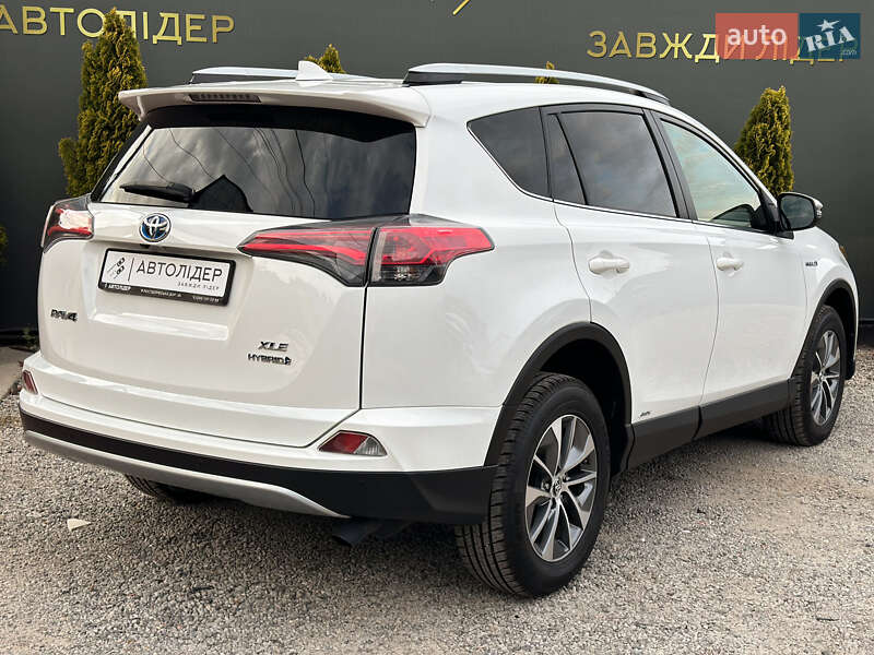 Позашляховик / Кросовер Toyota RAV4 2016 в Одесі фото 19 Позашляховик / Кросовер Toyota RAV4 2016 в Одесі