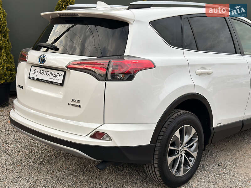 Позашляховик / Кросовер Toyota RAV4 2016 в Одесі фото 24 Позашляховик / Кросовер Toyota RAV4 2016 в Одесі