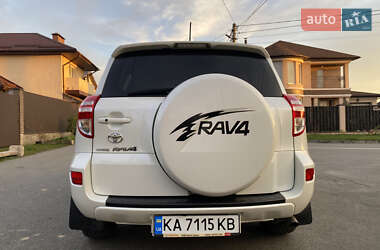 Позашляховик / Кросовер Toyota RAV4 2012 в Києві