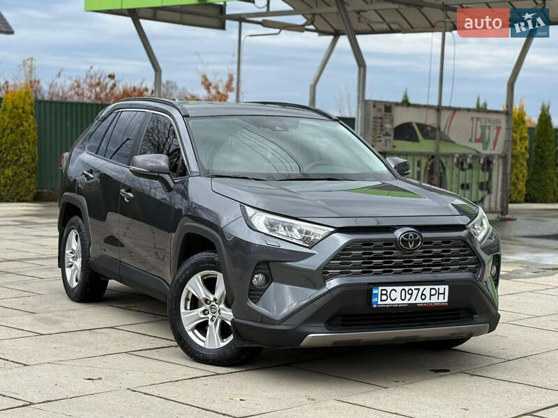Внедорожник / Кроссовер Toyota RAV4 2020 в Хусте фото Внедорожник / Кроссовер Toyota RAV4 2020 в Хусте
