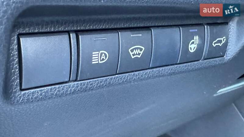 Внедорожник / Кроссовер Toyota RAV4 2019 в Ивано-Франковске