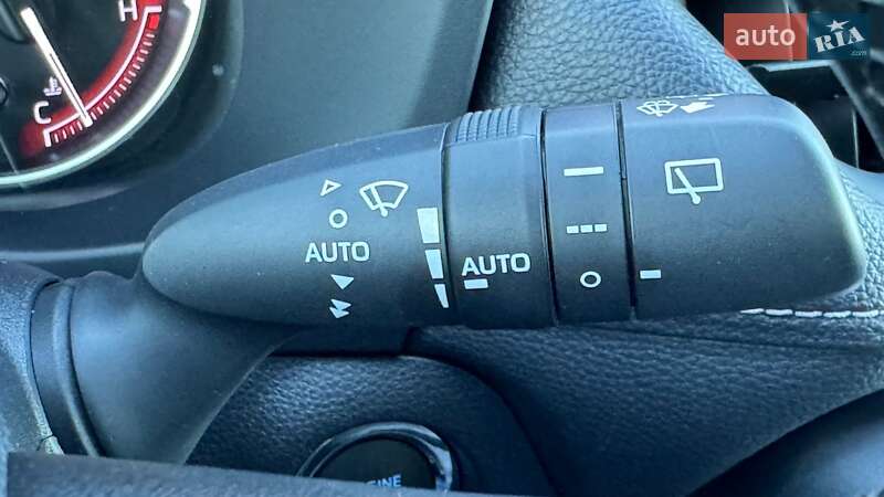 Внедорожник / Кроссовер Toyota RAV4 2019 в Ивано-Франковске