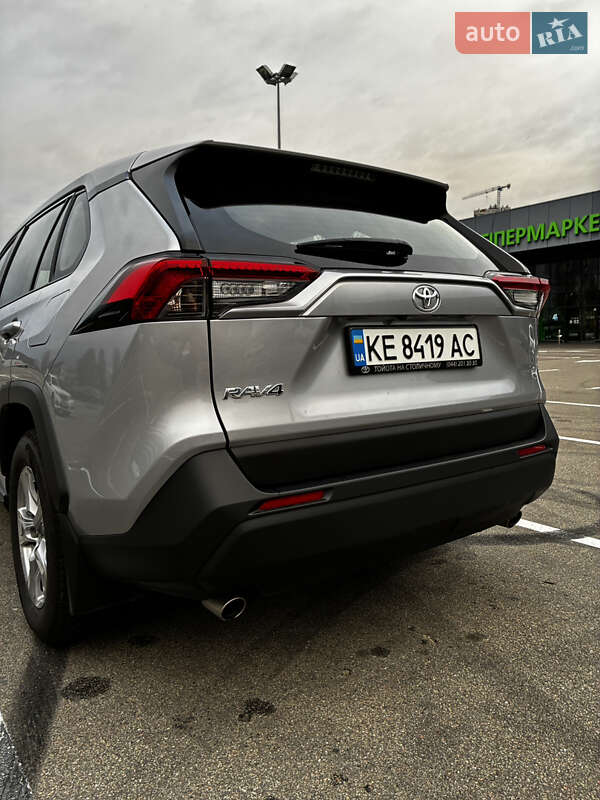 Внедорожник / Кроссовер Toyota RAV4 2023 в Киеве фото 14 Внедорожник / Кроссовер Toyota RAV4 2023 в Киеве
