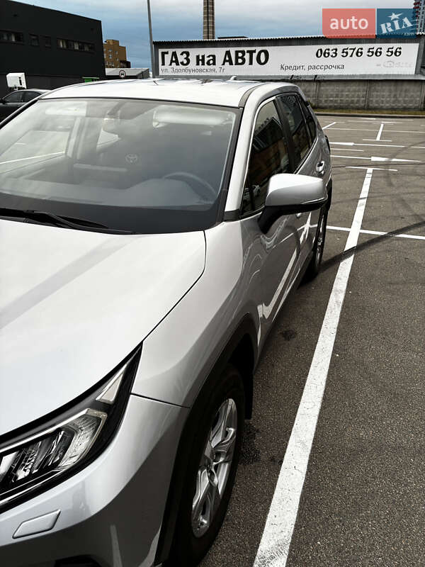 Внедорожник / Кроссовер Toyota RAV4 2023 в Киеве фото 10 Внедорожник / Кроссовер Toyota RAV4 2023 в Киеве