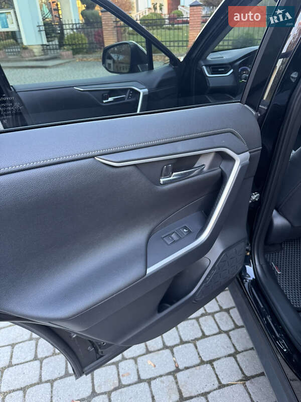 Внедорожник / Кроссовер Toyota RAV4 2023 в Львове фото 8 Внедорожник / Кроссовер Toyota RAV4 2023 в Львове