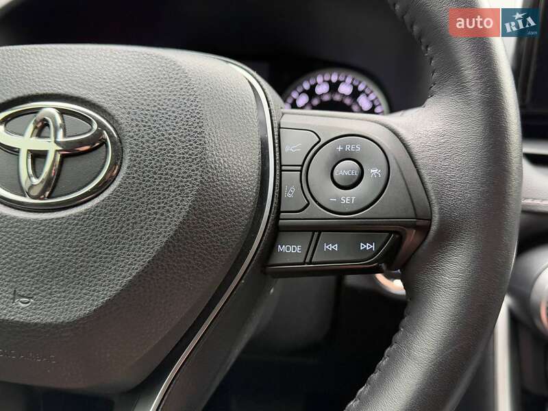 Внедорожник / Кроссовер Toyota RAV4 2022 в Киеве фото 25 Внедорожник / Кроссовер Toyota RAV4 2022 в Киеве