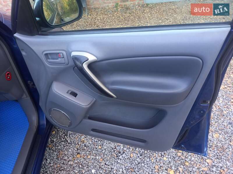 Внедорожник / Кроссовер Toyota RAV4 2001 в Гнивани фото 14 Внедорожник / Кроссовер Toyota RAV4 2001 в Гнивани