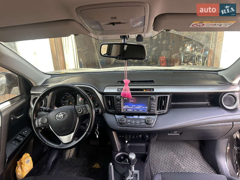 Внедорожник / Кроссовер Toyota RAV4 2016 в Днепре фото 4 Внедорожник / Кроссовер Toyota RAV4 2016 в Днепре