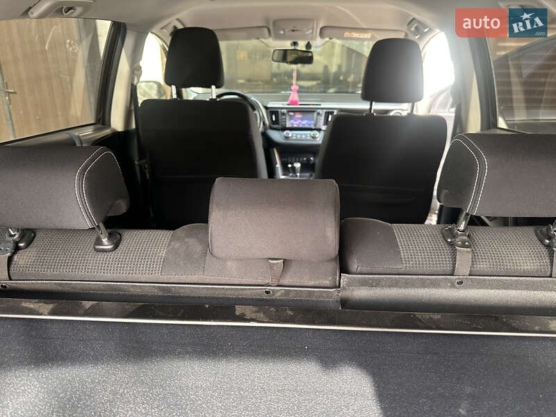 Внедорожник / Кроссовер Toyota RAV4 2016 в Днепре фото 11 Внедорожник / Кроссовер Toyota RAV4 2016 в Днепре