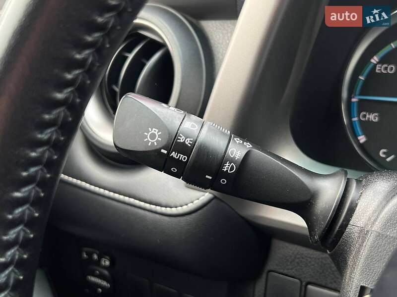 Внедорожник / Кроссовер Toyota RAV4 2016 в Киеве фото 17 Внедорожник / Кроссовер Toyota RAV4 2016 в Киеве