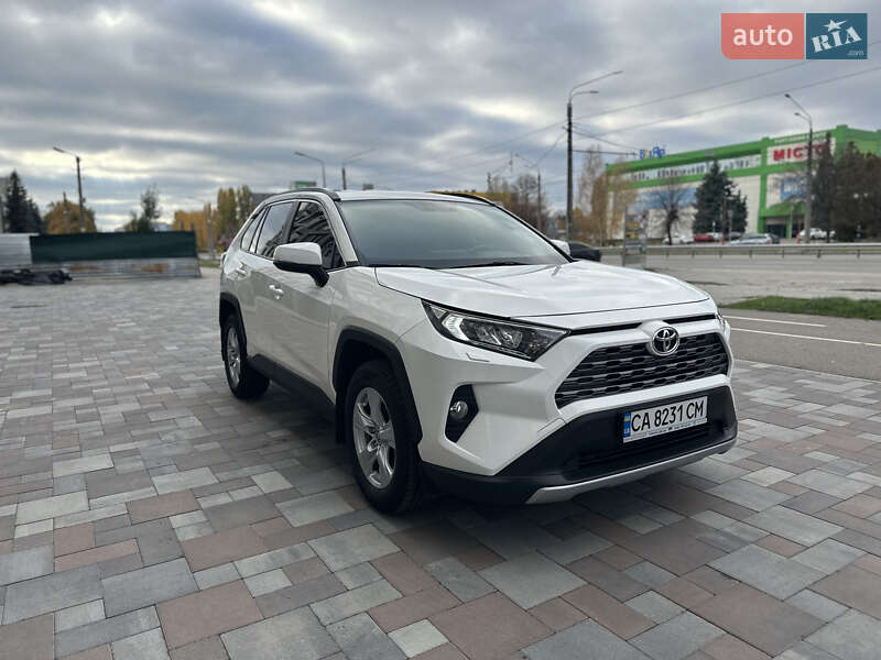 Внедорожник / Кроссовер Toyota RAV4 2019 в Черкассах фото 10 Внедорожник / Кроссовер Toyota RAV4 2019 в Черкассах