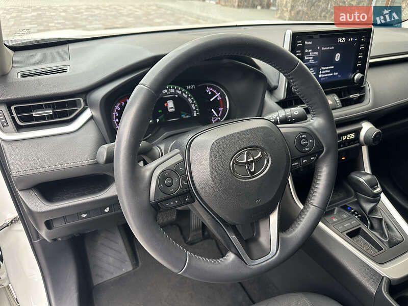 Внедорожник / Кроссовер Toyota RAV4 2019 в Черкассах фото 16 Внедорожник / Кроссовер Toyota RAV4 2019 в Черкассах