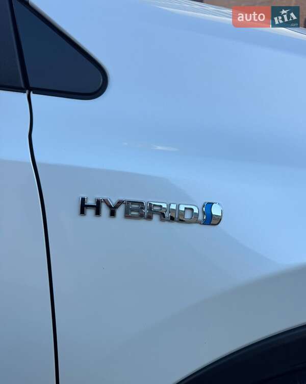 Внедорожник / Кроссовер Toyota RAV4 2018 в Вознесенске фото 4 Внедорожник / Кроссовер Toyota RAV4 2018 в Вознесенске