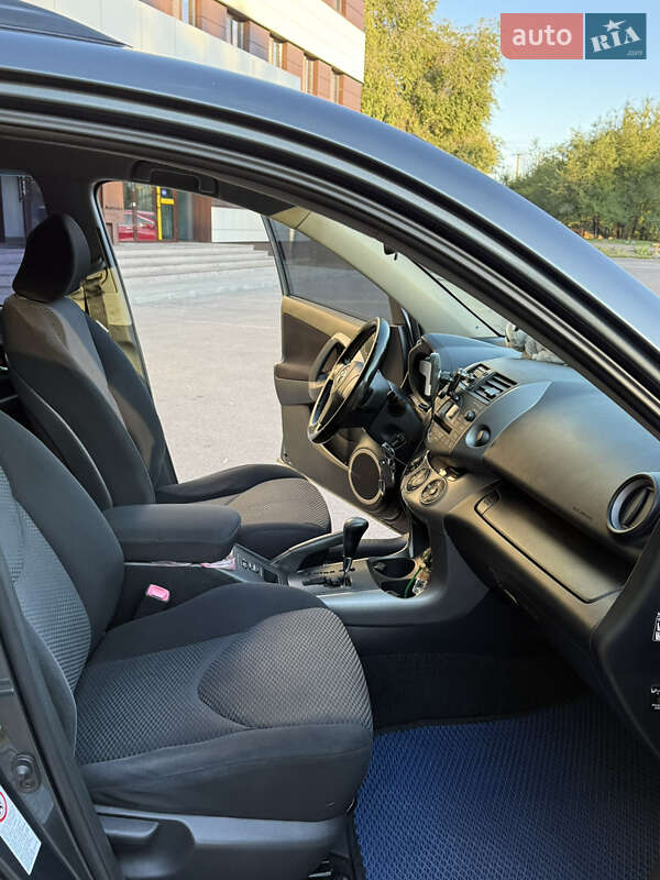 Внедорожник / Кроссовер Toyota RAV4 2006 в Днепре фото 12 Внедорожник / Кроссовер Toyota RAV4 2006 в Днепре