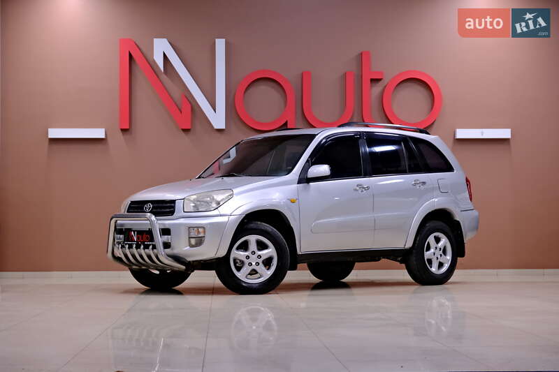 Toyota RAV4 2001