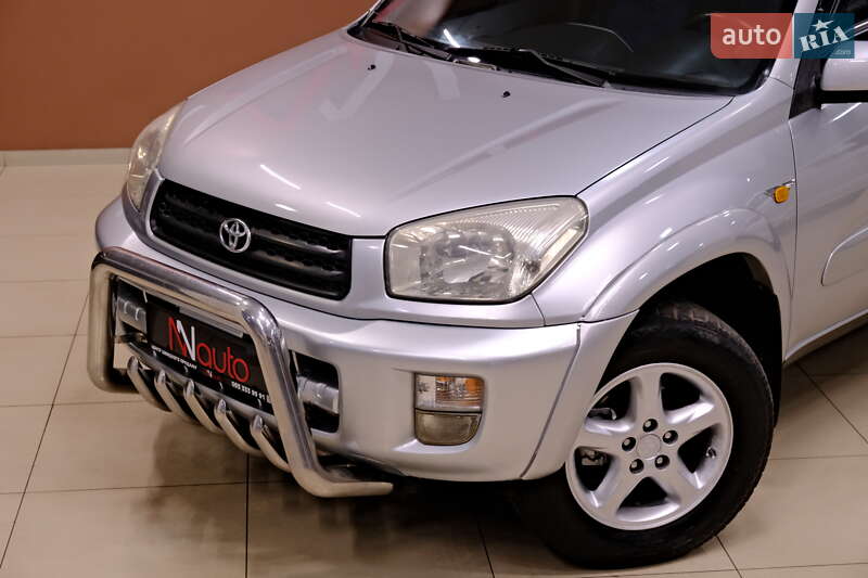 Позашляховик / Кросовер Toyota RAV4 2001 в Одесі