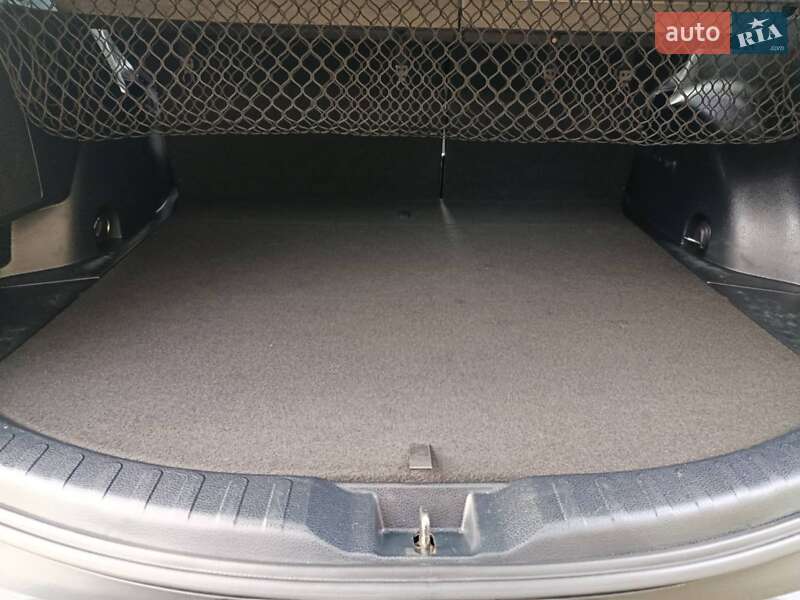 Внедорожник / Кроссовер Toyota RAV4 2014 в Ровно фото 20 Внедорожник / Кроссовер Toyota RAV4 2014 в Ровно