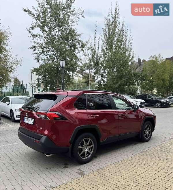 Позашляховик / Кросовер Toyota RAV4 2018 в Києві фото 11 Позашляховик / Кросовер Toyota RAV4 2018 в Києві