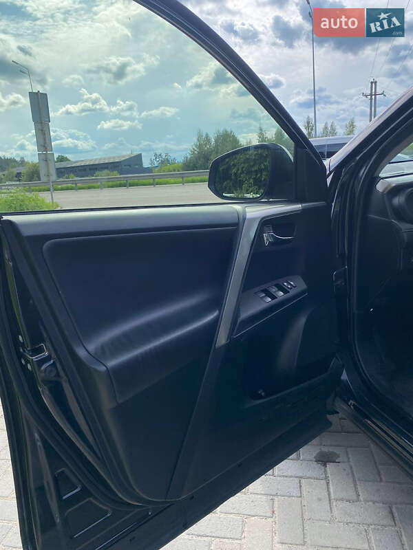 Внедорожник / Кроссовер Toyota RAV4 2013 в Овруче фото 9 Внедорожник / Кроссовер Toyota RAV4 2013 в Овруче