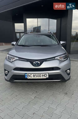 Внедорожник / Кроссовер Toyota RAV4 2017 в Львове