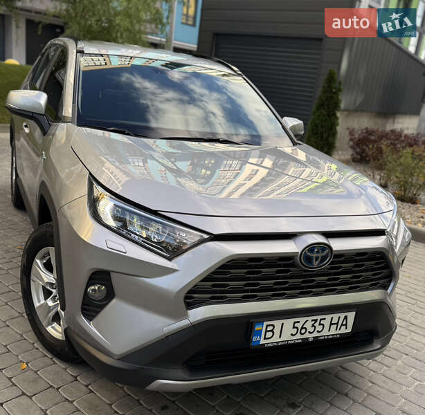 Внедорожник / Кроссовер Toyota RAV4 2020 в Днепре фото 4 Внедорожник / Кроссовер Toyota RAV4 2020 в Днепре