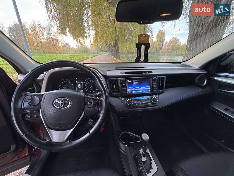 Внедорожник / Кроссовер Toyota RAV4 2017 в Ровно фото 21 Внедорожник / Кроссовер Toyota RAV4 2017 в Ровно