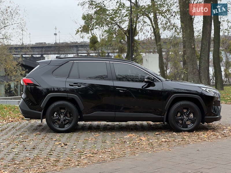 Внедорожник / Кроссовер Toyota RAV4 2023 в Киеве фото 5 Внедорожник / Кроссовер Toyota RAV4 2023 в Киеве