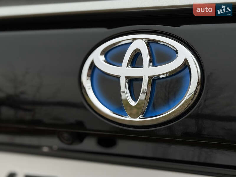 Внедорожник / Кроссовер Toyota RAV4 2023 в Киеве фото 15 Внедорожник / Кроссовер Toyota RAV4 2023 в Киеве