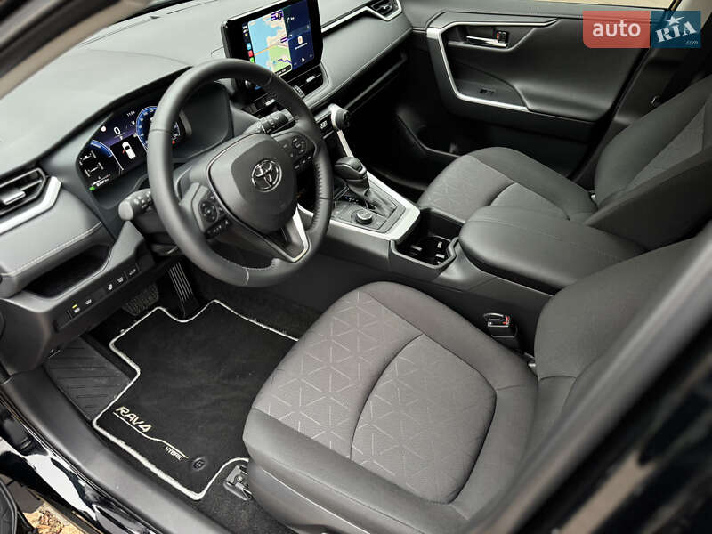 Внедорожник / Кроссовер Toyota RAV4 2023 в Киеве фото 28 Внедорожник / Кроссовер Toyota RAV4 2023 в Киеве