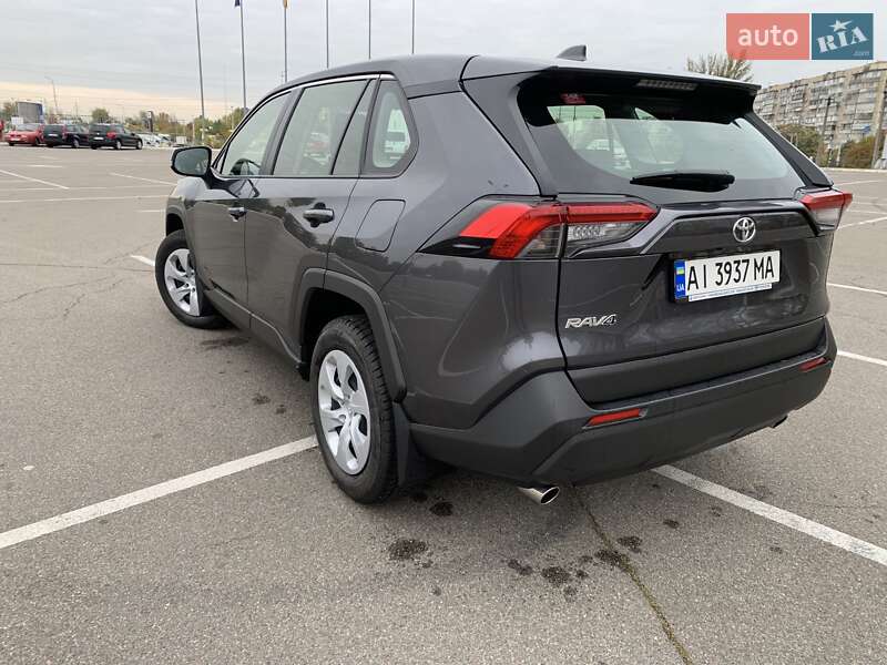 Внедорожник / Кроссовер Toyota RAV4 2020 в Киеве фото 7 Внедорожник / Кроссовер Toyota RAV4 2020 в Киеве