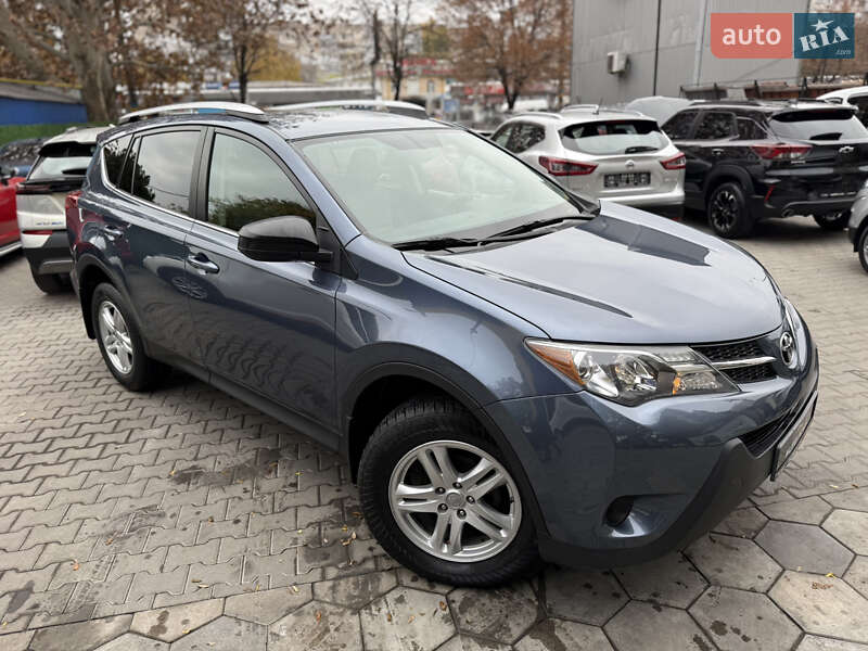 Внедорожник / Кроссовер Toyota RAV4 2013 в Одессе
