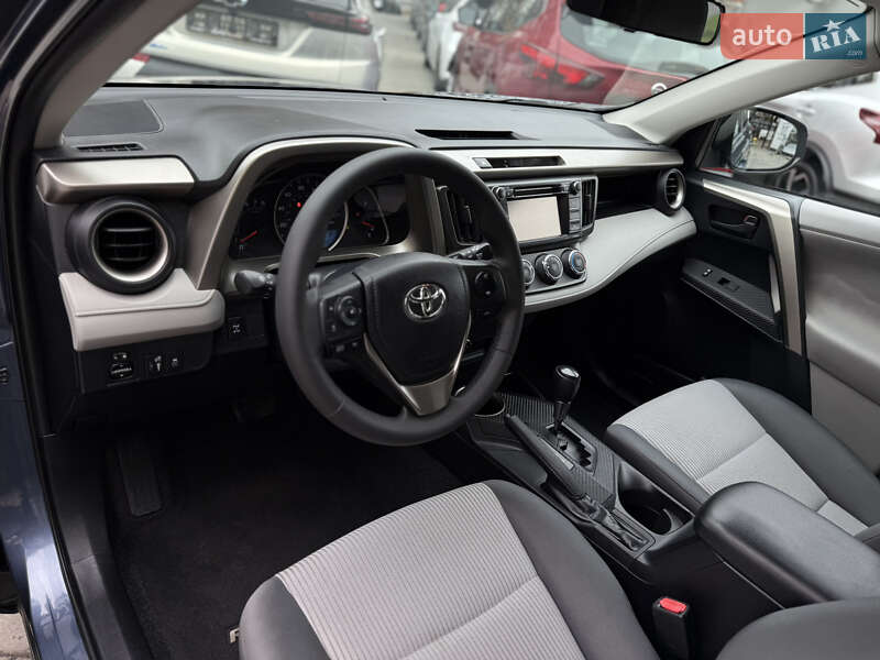 Внедорожник / Кроссовер Toyota RAV4 2013 в Одессе