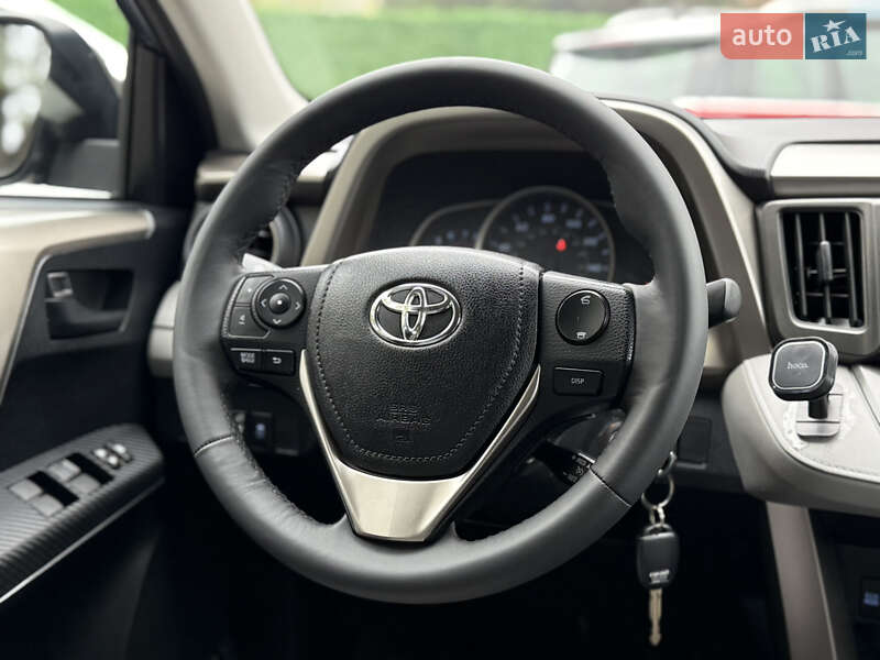 Внедорожник / Кроссовер Toyota RAV4 2013 в Одессе