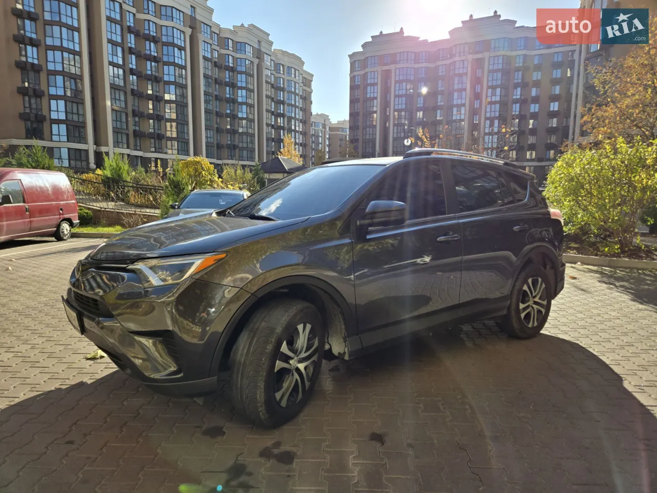 2016 Toyota RAV 4 - мініатюра 16