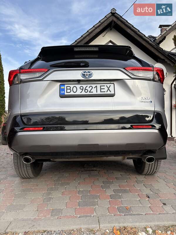 Внедорожник / Кроссовер Toyota RAV4 2022 в Тернополе фото 3 Внедорожник / Кроссовер Toyota RAV4 2022 в Тернополе