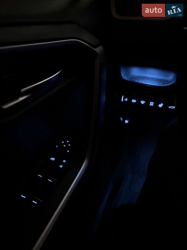 Внедорожник / Кроссовер Toyota RAV4 2022 в Тернополе фото 36 Внедорожник / Кроссовер Toyota RAV4 2022 в Тернополе