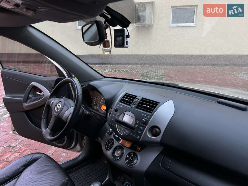 Внедорожник / Кроссовер Toyota RAV4 2006 в Харькове фото 11 Внедорожник / Кроссовер Toyota RAV4 2006 в Харькове