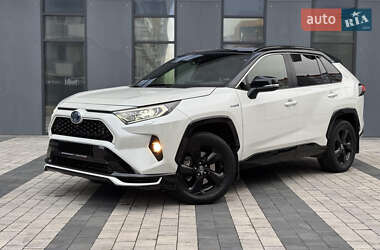 Внедорожник / Кроссовер Toyota RAV4 2019 в Львове