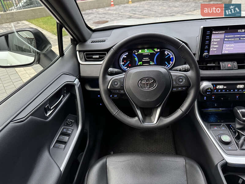 Внедорожник / Кроссовер Toyota RAV4 2019 в Львове