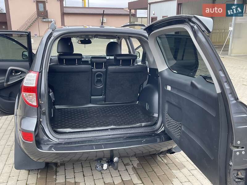 Внедорожник / Кроссовер Toyota RAV4 2010 в Ровно фото 29 Внедорожник / Кроссовер Toyota RAV4 2010 в Ровно