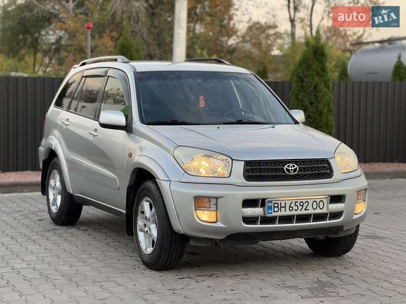 Позашляховик / Кросовер Toyota RAV4 2003 в Одесі