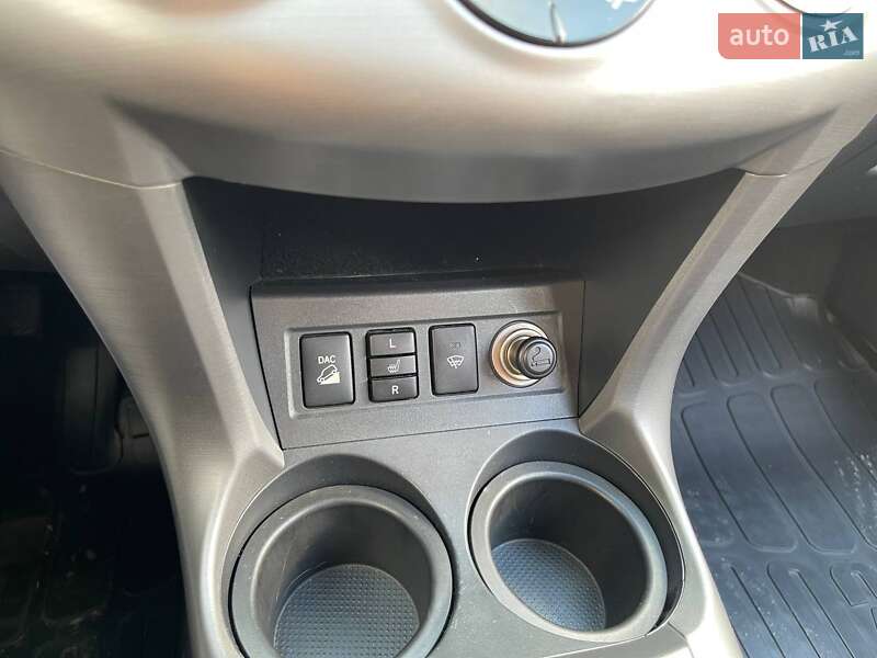 Внедорожник / Кроссовер Toyota RAV4 2008 в Киеве фото 20 Внедорожник / Кроссовер Toyota RAV4 2008 в Киеве